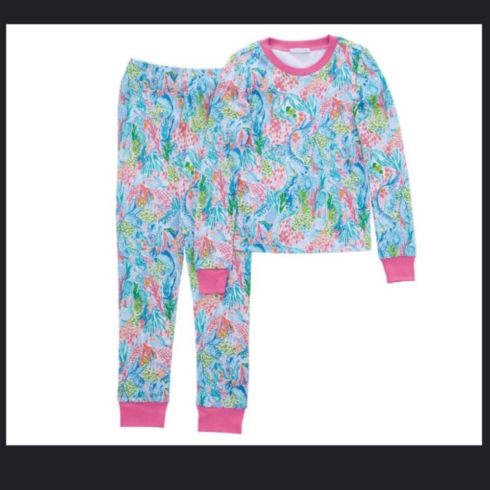 Brand New Lilly Pulitzer / Pottery Barn Mermaid Cove Pajama Set - Picture 2 of 2